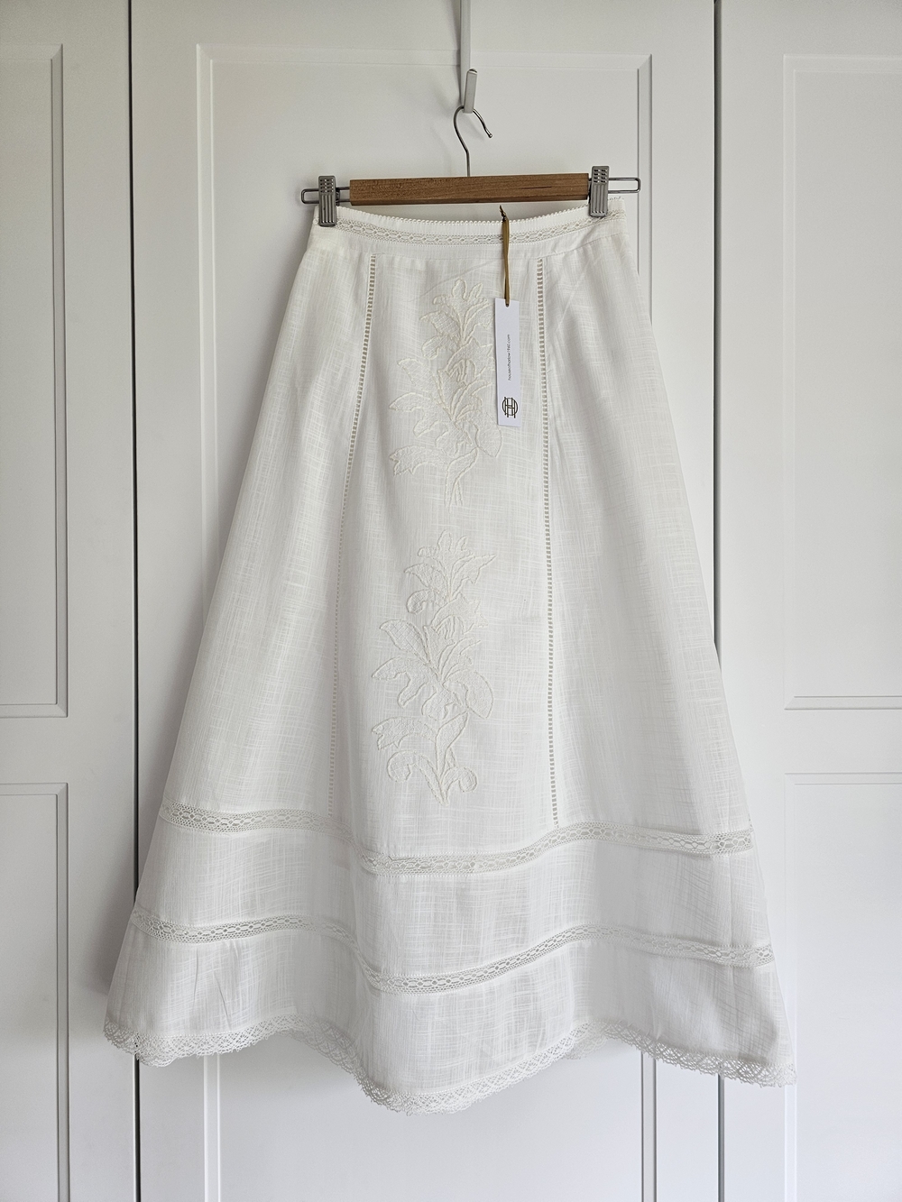 House Of Harlow 1960 Elegant White Embroidered A-Line Lace Midi Skirt NWT $119